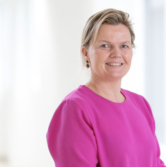 Nele Vanmeirhaeghe | Financial and Administrative Director | Az Sint Elisabeth 